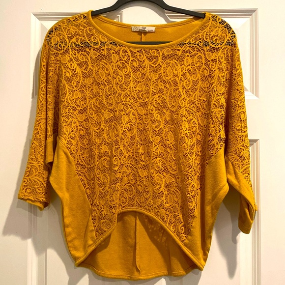 Derek Heart Tops - Derek Hearts Lace Mustard Long Sleeve Top EUC